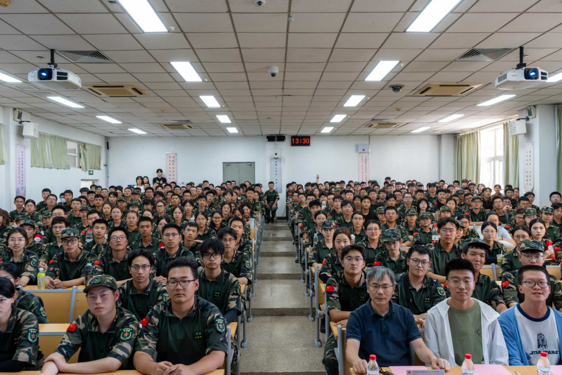 ba10af412dfc690be4dc9af826e2a0b4.jpg